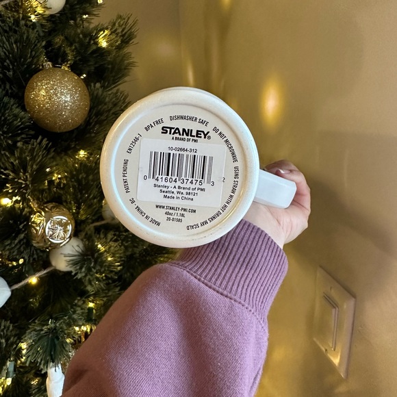 ✨ 40 OZ Stanley Quencher (Pearlescent Terrazzo) ✨ - Picture 6 of 7